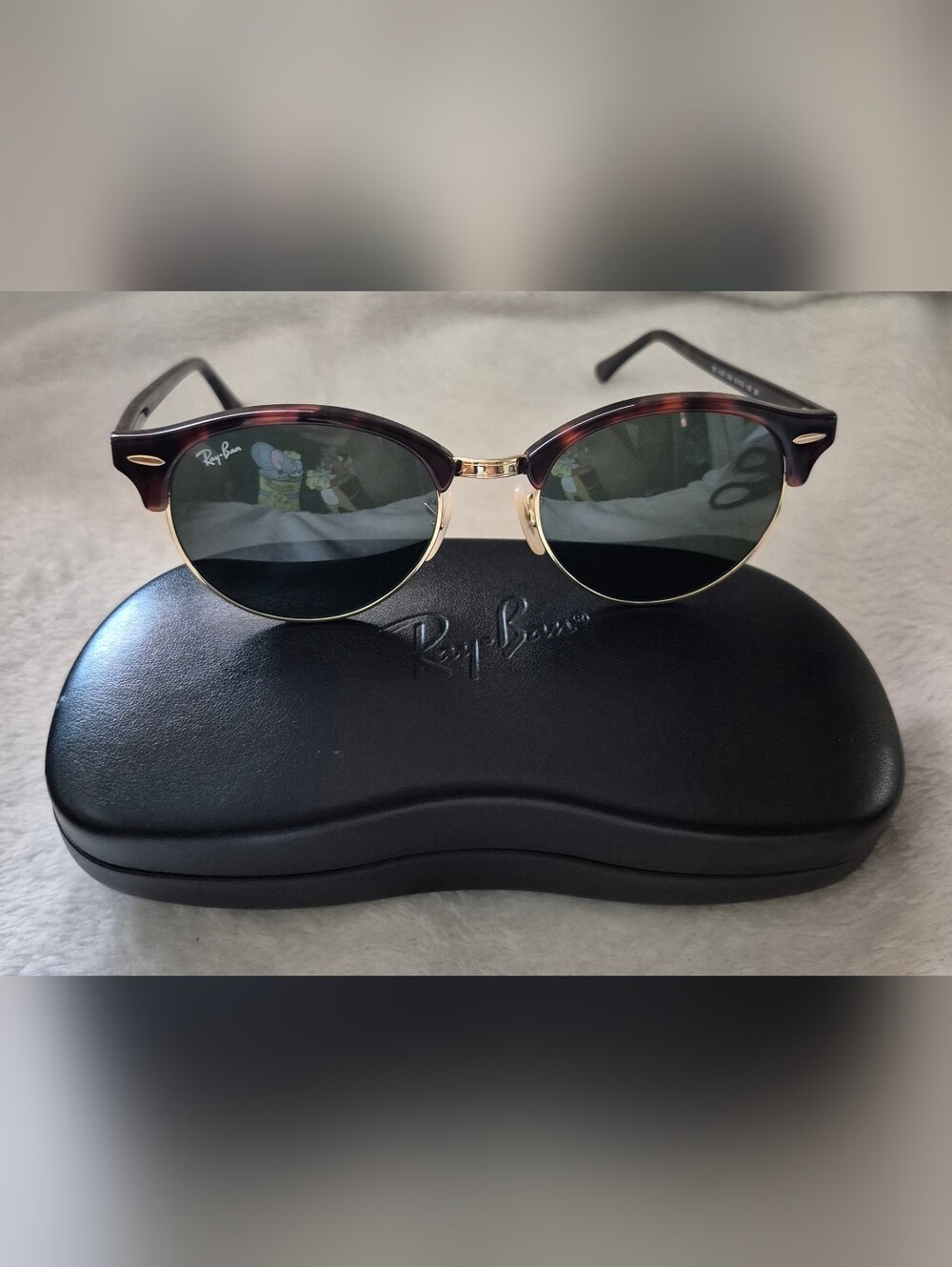 Sunglass